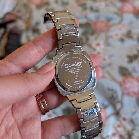 Hello Kitty Watch - Picture 4 of 4